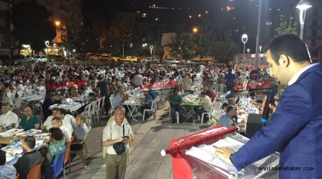 AK PARTİ GENÇLİK KOLLARI SAHURDA BULUŞTU