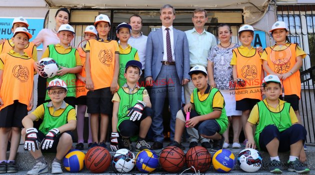 Atık Pil Avcılarının Ödülleri Başkan Şirin'den