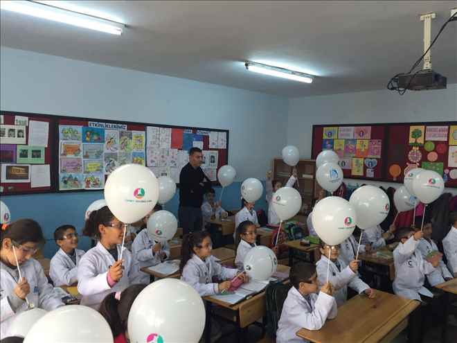 Çocuklar Bilim ve Kimyayı mSevdi