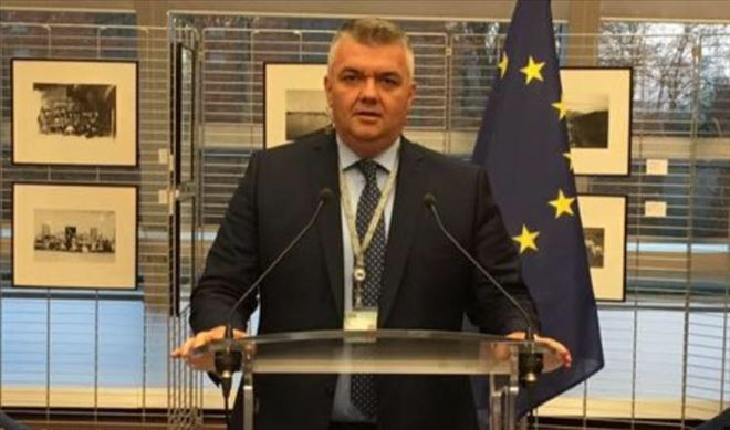 Ensivri  Avrupa´da  Türkiye´nin Sesi Oldu