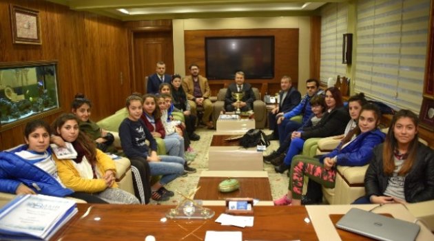 Horozköy'e Çok Amaçlı Spor Salonu Müjdesi