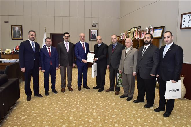 MÜSİAD Yönetiminden MCBÜ ye Ziyaret