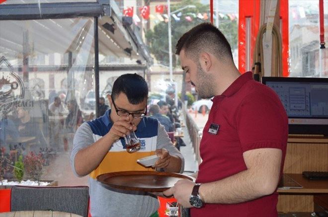 ONLARIN SESİNİ DUYUN!