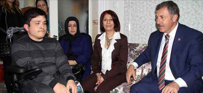 Özdağ: Engellilere Hizmet İnsani Bir Borç