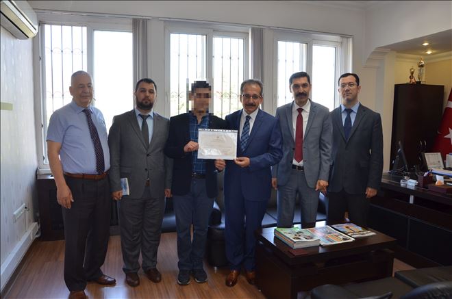 PARMAKLIKLAR ARDINDA HAFIZ OLDU