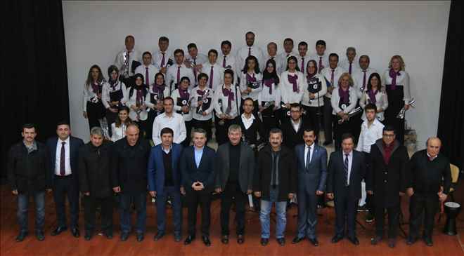 Şehzadeler Korosu Saruhanlı´ yı Mest Etti
