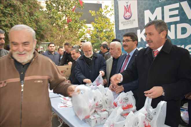 Şehzadelerden 1500 Vatandaşa Kandil Simidi