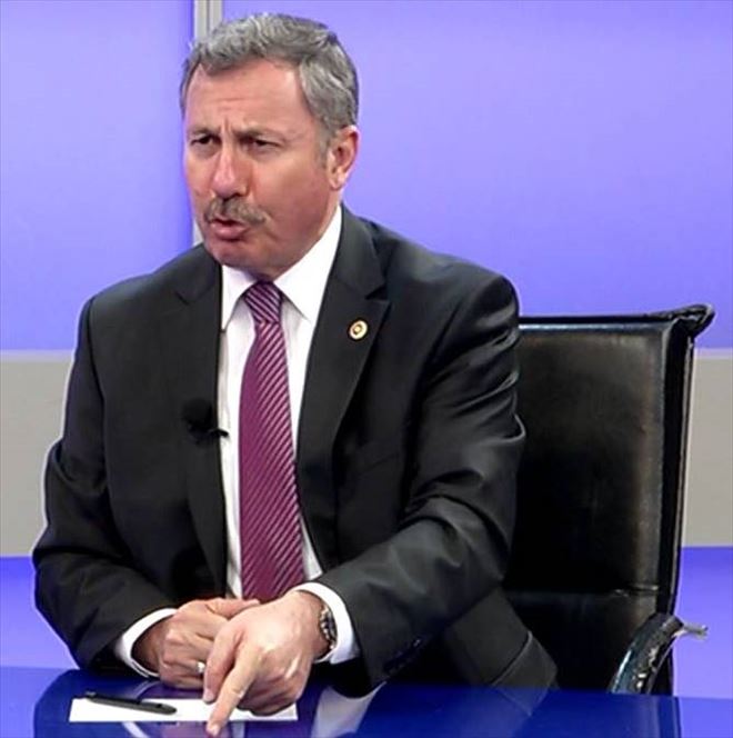 Selçuk Özdağ AK Parti´nin tarihi kongresini değerlendirdi