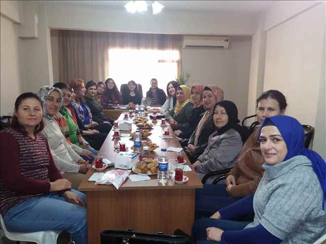 Siyasette Rakibiz Sokakda Kardeşiz