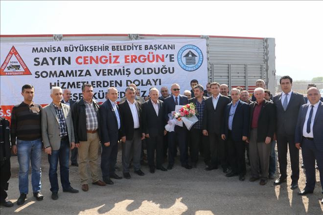 Somalı Kamyonculardan Başkan Ergün´e Teşekkür