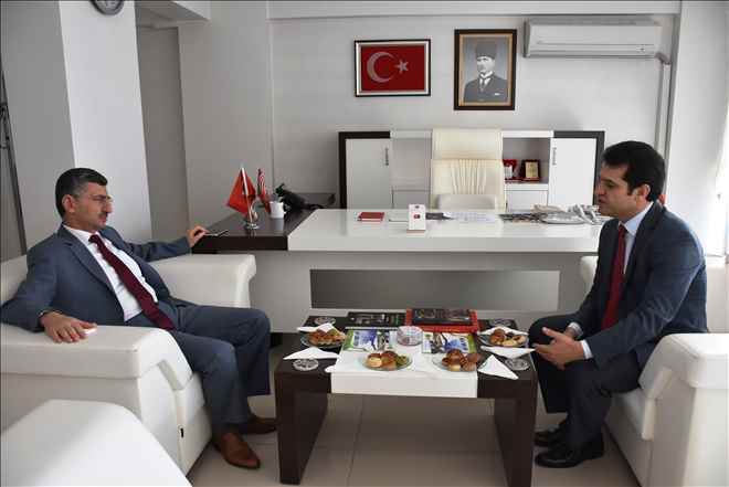 Vali Bektaş´tan Tokgöz´e Taziye Ziyareti