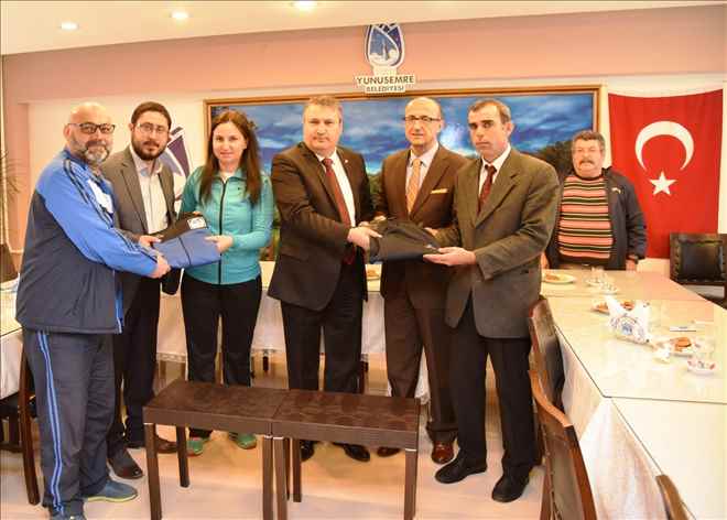 Yunusemre Belediyesi´nden Amatör Spor Kulüplerine Destek