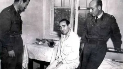 Ayaklarımı Cızlavat Kara Lastik Ayakkabı ile Tanıştıran Mazlum D. Adamı