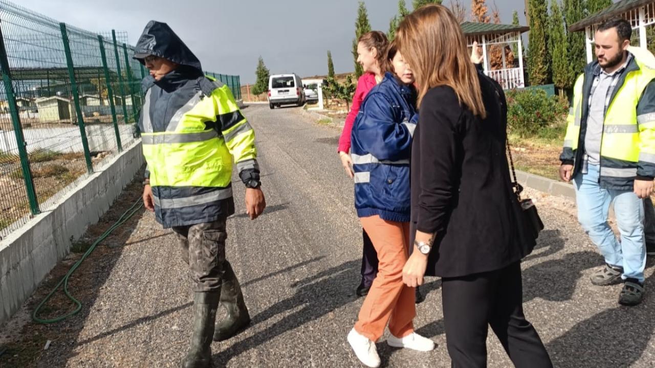Akhisar Kent Dayanışma’dan Anlamlı 4 Ekim Ziyareti