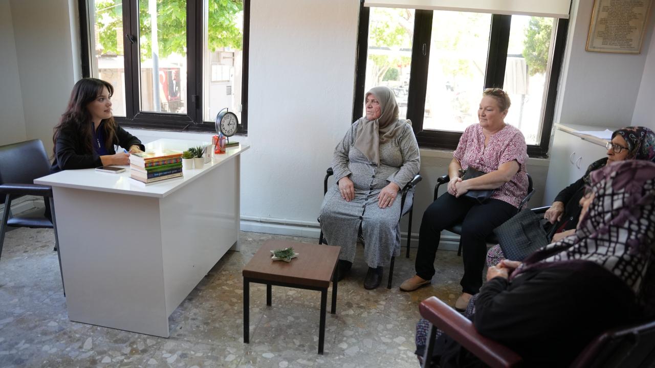 Akhisar’da Kayalıoğlu Aile Danışma ve Etüt Merkezi Yoğun İlgi Görüyor