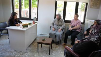 Akhisar’da Kayalıoğlu Aile Danışma ve Etüt Merkezi Yoğun İlgi Görüyor