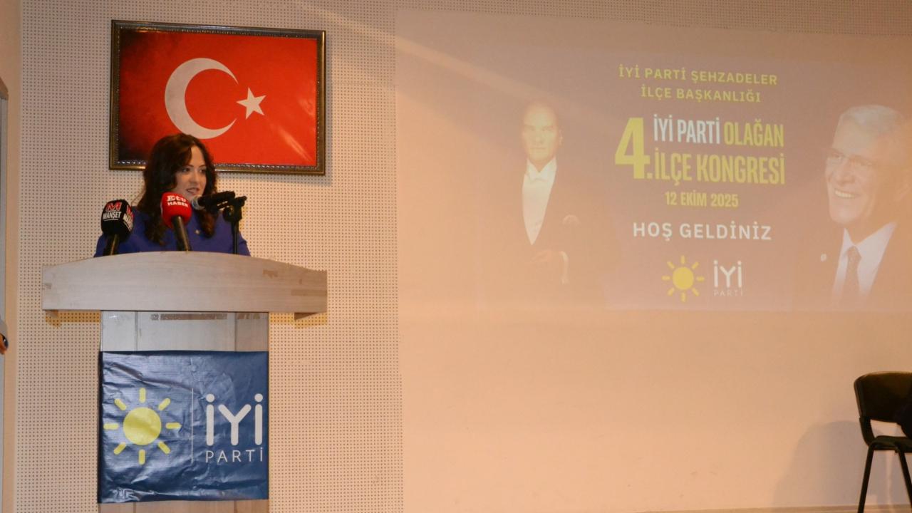 Gözde Aytaç, İYİ Parti Şehzadeler Kongresinde Güven Tazeledi