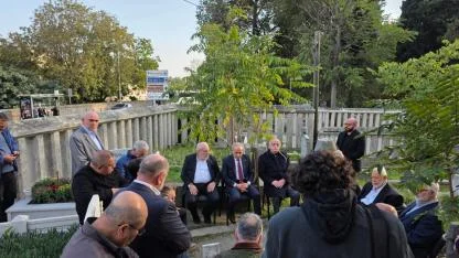 Kibiroğlu, Kabri Başında Dualarla Anıldı