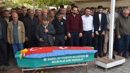 Manisa Basın Cemiyeti Kurucu Üylerinden Seyfettin Ayakyay toprağa verildi