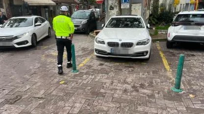 Manisa’da Engelli Park Yeri İhlallerine Sıkı Denetim: 98 Araca Ceza
