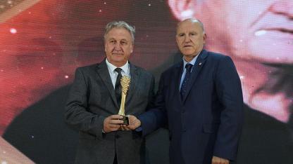 MHK Üyesi Sebahattin Şahin’e Altın Üzüm Ödülü