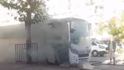Mimar Sinan Bulvarı’nda Servis Aracı Alev Alev Yandı