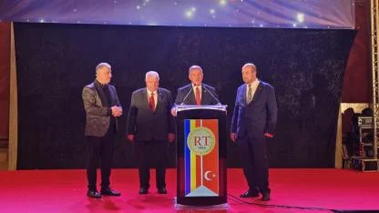 Selçuk Özdağ’a Romanya’da “En Başarılı Muhalefet Milletvekili” Ödülü