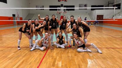 Turgutlu Belediyespor Kadın Voleybol Takımı’ndan 5’te 5’lik Seri