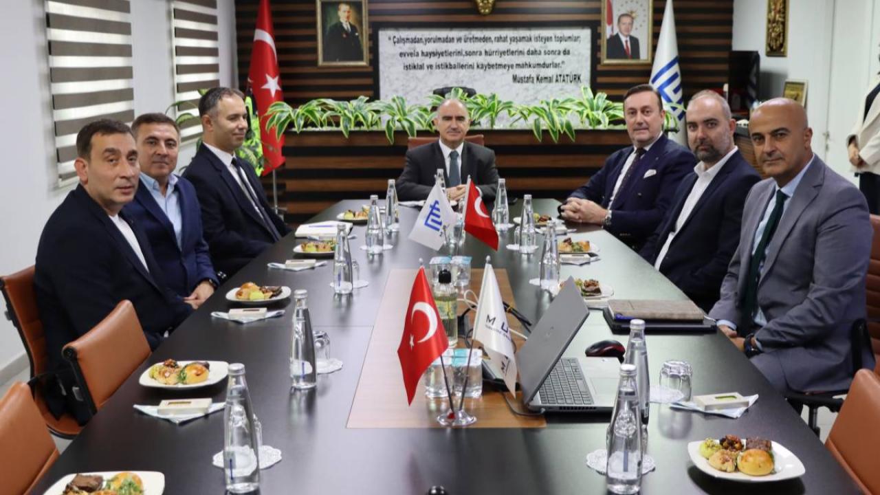 Vali Özkan’dan Muradiye OSB’ye Ziyaret: Sanayide Yeni Vizyon