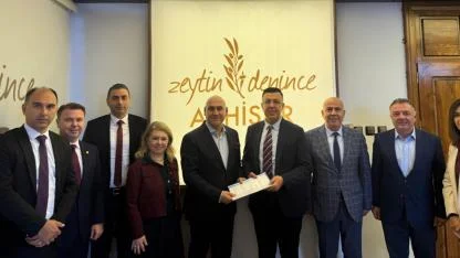 Akhisar Ticaret Borsası ile Vakıfbank Arasında Önemli Finansman Protokolü