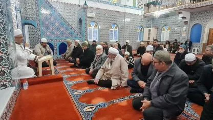 Akhisar’da “Sabah Namazı Buluşmaları” Gönülleri Isıttı