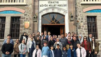 Balıkesirliler Derneği’nden Anıtkabir’e Anlamlı Ziyaret