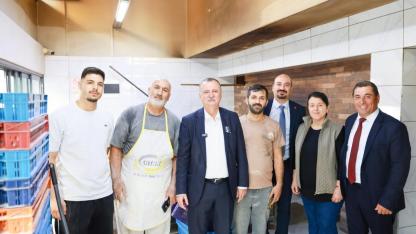 Başkan Balaban Yenimahalle Esnafını Ziyaret Etti