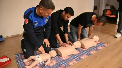 Büyükşehir Personeline Uygulamalı İlk Yardım Eğitimi