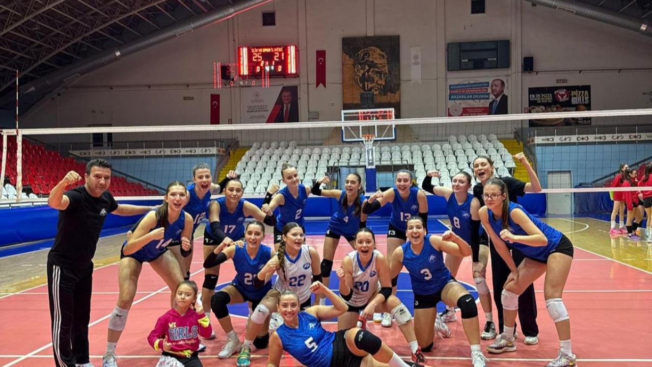 Manisa Derbisinde Ataspor Kazandı: 3-1