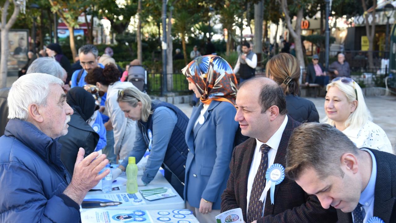 Manisa’da Dünya Diyabet Günü’nde Farkındalık Standı Açıldı