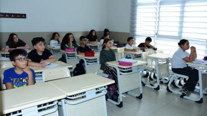 Şehzadeler Belediyesi’nden Öğrencilere Kış Dönemi Yabancı Dil Kursu