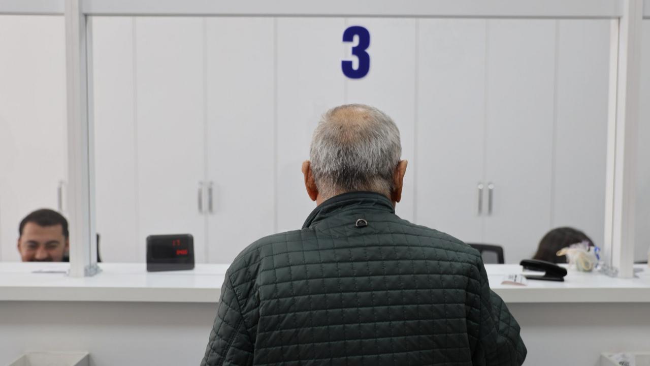 Yunusemre’de Vezneler Hafta Sonu da Açık Olacak