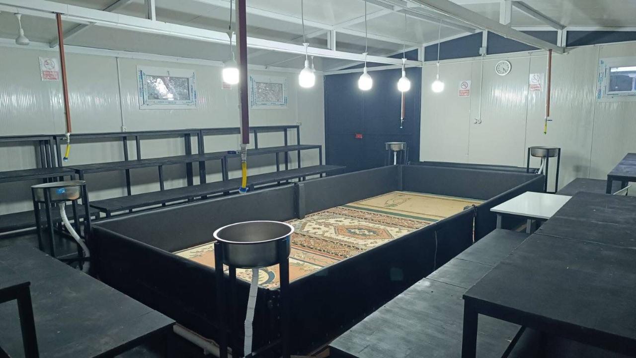 Akhisar ve Soma’da Horoz Dövüşü Baskını: 14 Kişiye İşlem