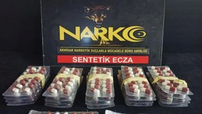 Akhisar’da 11 Bin 750 Hapla Yakalanan 5 Kişi Tutuklandı