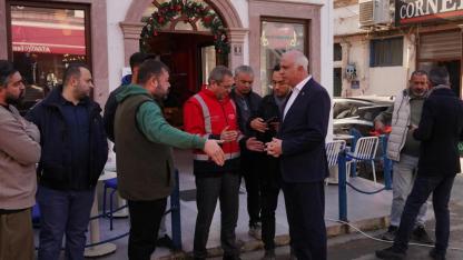 Ayvalık’ta Tarihi Gümrük Meydanı denize açılan yaşam alanına dönüşüyor