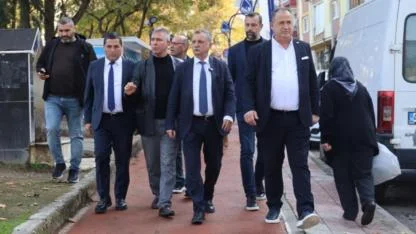 Başkan Balaban Kaynak Mahallesi’nde vatandaşla buluştu