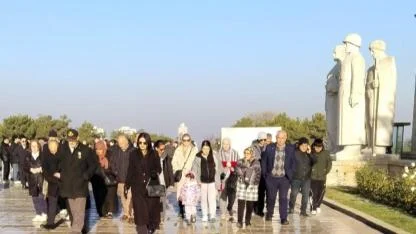 Başkan Hoşgökçen’den Anıtkabir’de Dik Duruş Mesajı