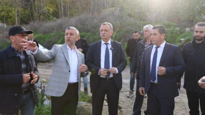 Başkan Semih Balaban Mutlu Mahallesi’nde sahada