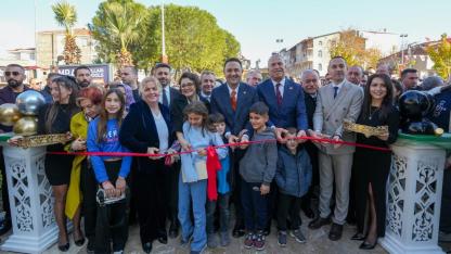 Gaziemir Sarnıç’ta Sosyal Belediyecilik Hamlesi: Porta 3 Açıldı