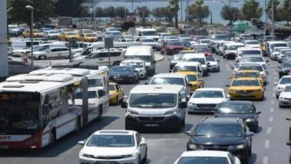 İzmir’de trafiğe kayıtlı araç sayısı 2 milyonu aştı