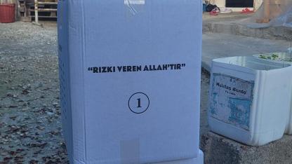 Kızılay Akhisar’dan 90 ihtiyaç sahibi haneye gıda kolisi