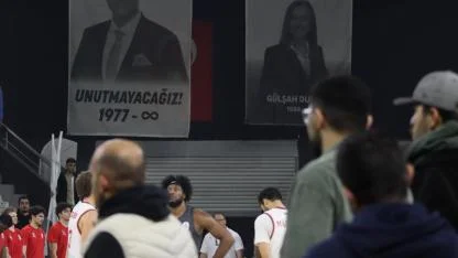 Manisa Parkede Yasta: Zeyrek ve Durbay Unutulmadı