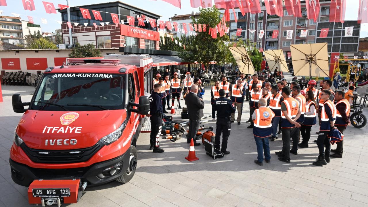 Manisa’da Mahalle Afet Gönüllüleri Projesi başladı
