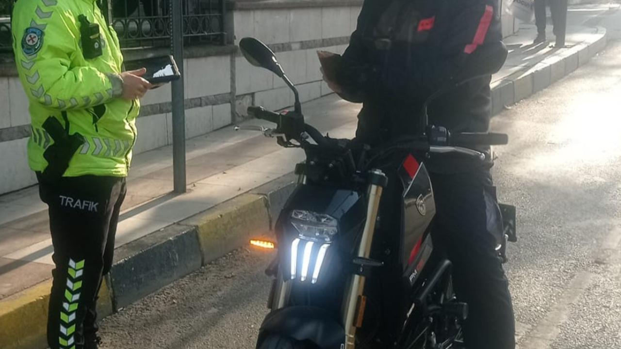 Manisa'da Motosiklet Denetimi: 2 Milyon TL Ceza